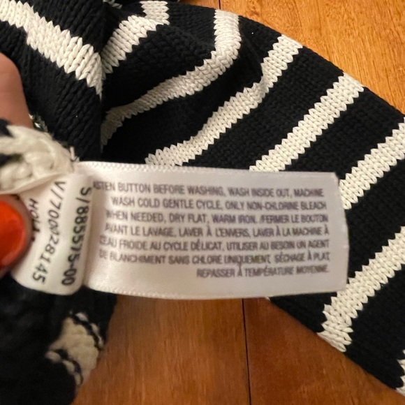 Black and Cream Striped Sweater - Picture 11 of 11